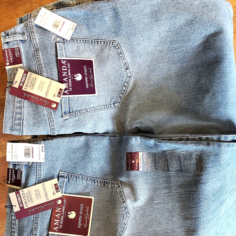 BNWT Gloria Vanderbilt Jeans, 22W Average